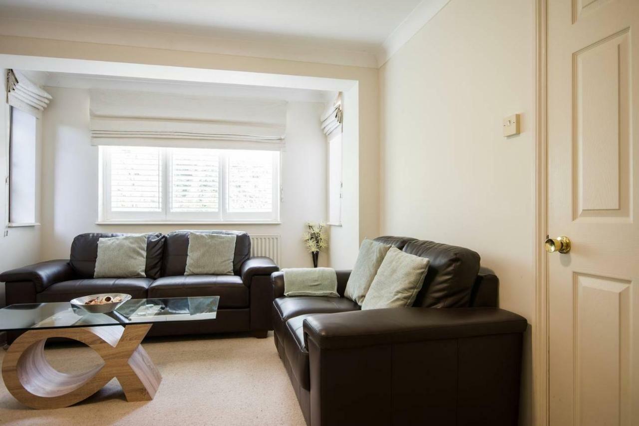 Spacious House, Sleeps 7 people Reading Exterior foto